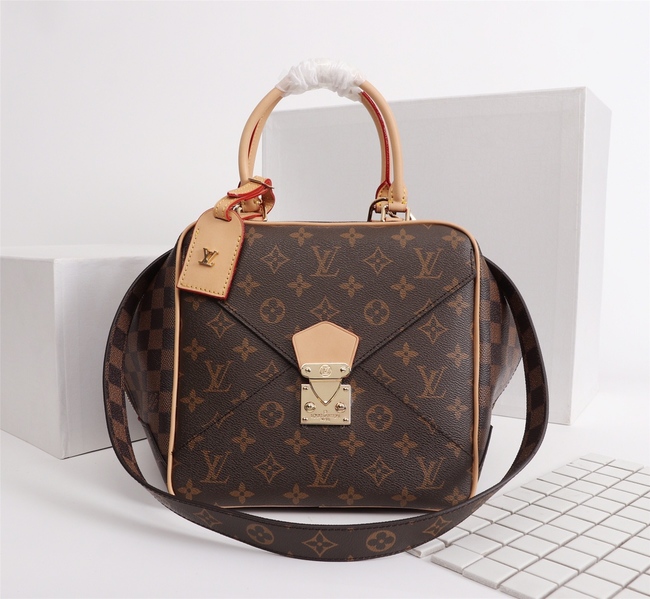 Louis Vuitton Handbag Code: M40177