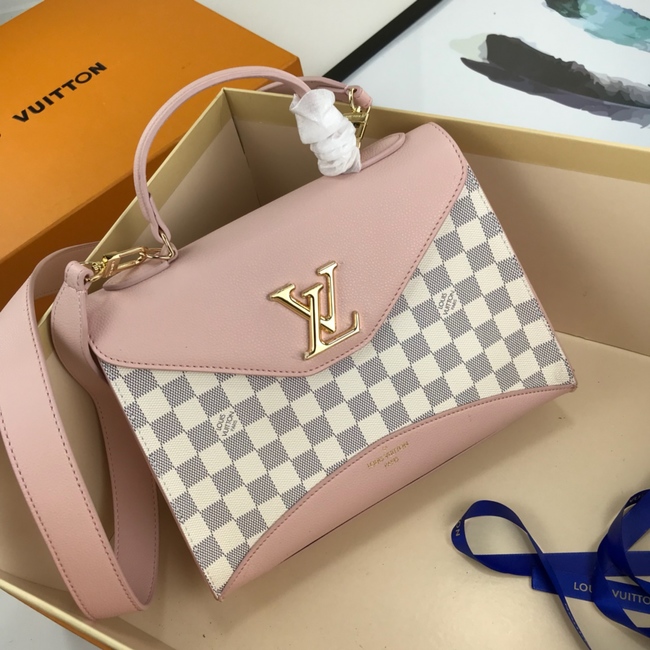 Louis Vuitton Original Leather Messenger Bag Code:44821