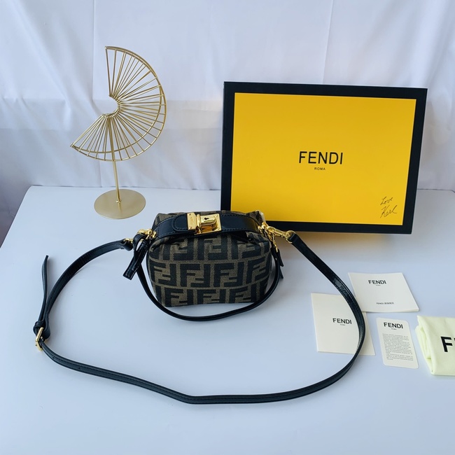 Fendi Crossbody Bag Code: F8Br601
