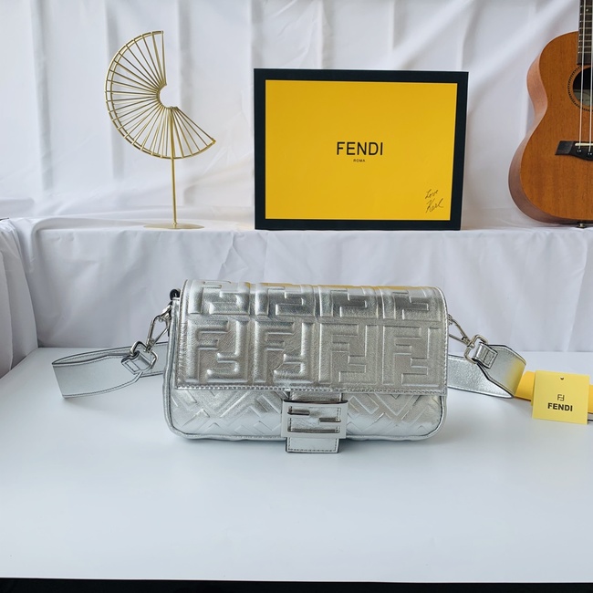 Fendi Crossbody Bag Code: F8Br600