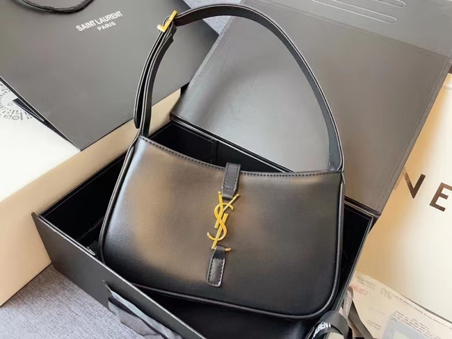 Yves Saint Laurent Le5A7 Bag