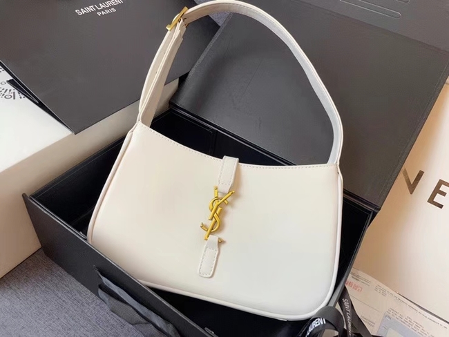 Yves Saint Laurent Le5A7 Bag