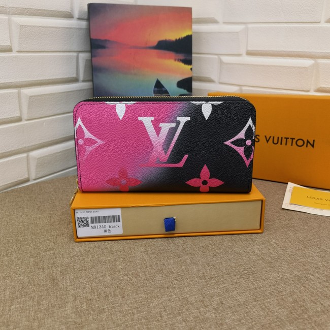 Louis Vuitton Monogram Canvas Clutch Code: M81340