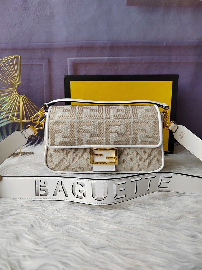 Fendi Baguette Medium Bag Code: F8Br604