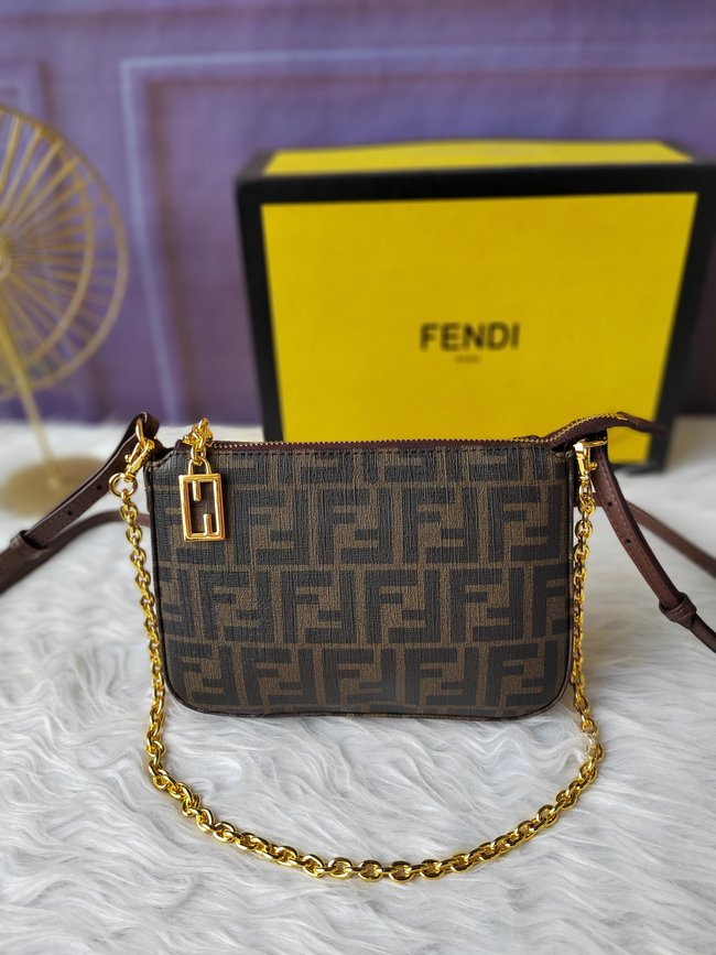 Fendi Baguette Clutch Code: 8Bs073