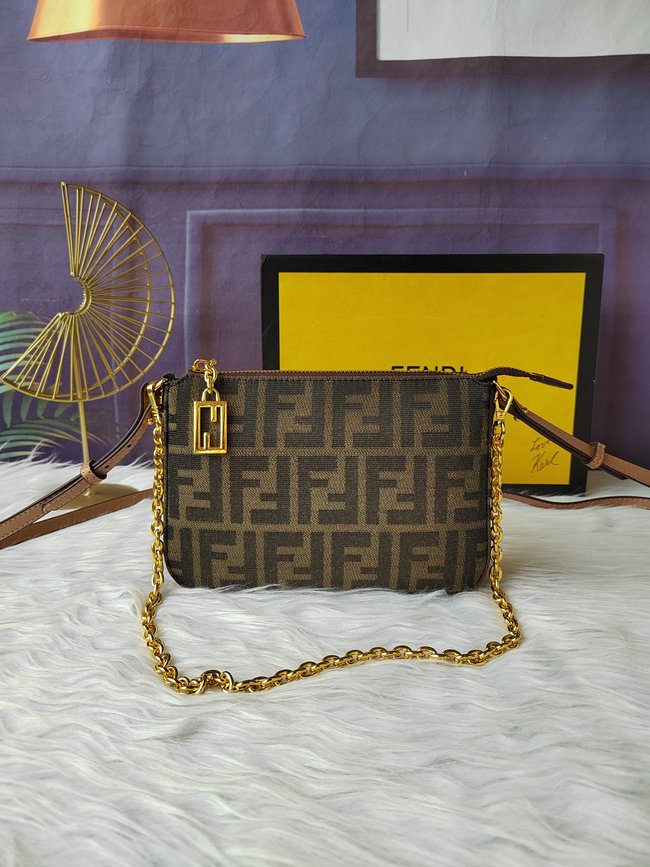 Fendi Baguette Clutch Code: 8Bs073