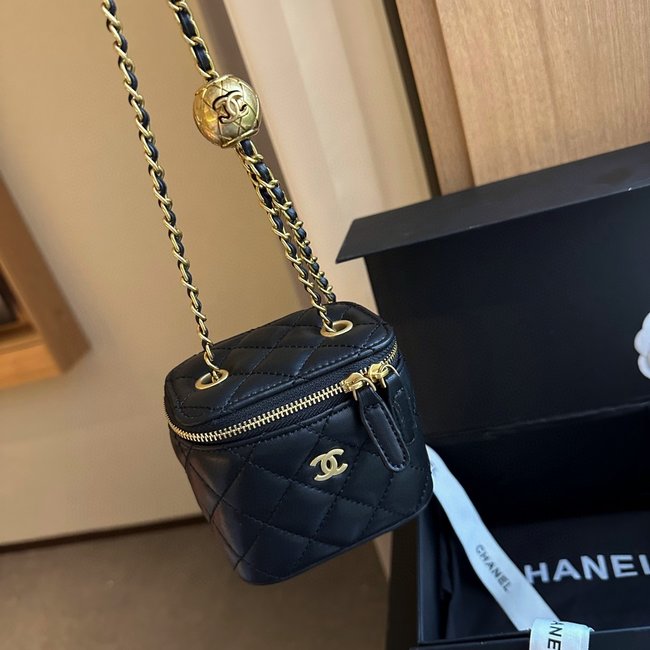 Chanel Chain Small Box 