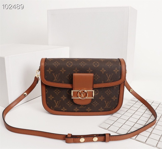 Louis Vuitton Crossbody Bag Code:66066