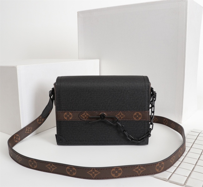 Louis Vuitton Crossbody Bag Code: M30717