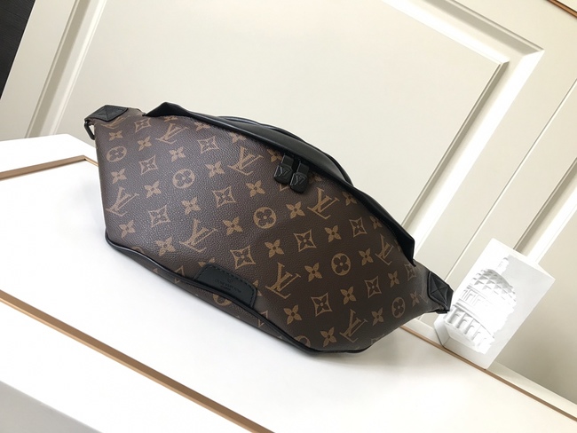 Louis Vuitton Discovery Belt Bag Code:44336