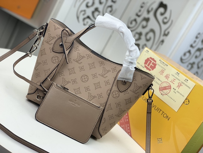 Louis Vuitton Crossbody Bag Code: M54351