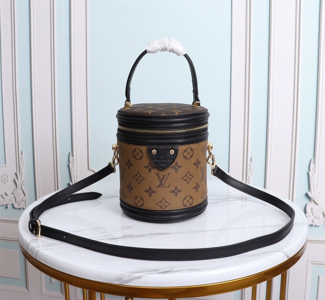 Louis Vuitton Crossbody Bag Code: M43986