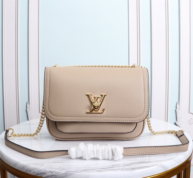 Louis Vuitton Crossbody Bag Code: M57073
