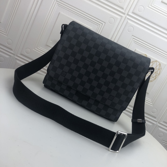 Louis Vuitton District Medium Bag Code: N40418