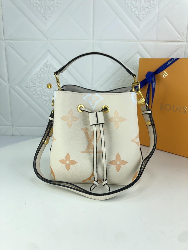 Louis Vuitton Crossbody Bag Code: M45709/45716