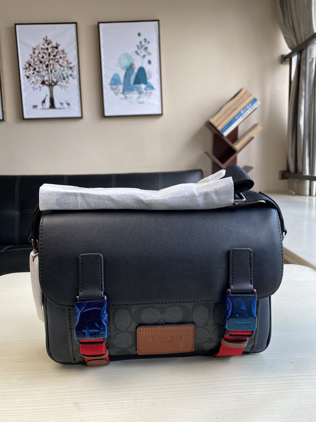 Coach Tracker Crossbody Crossbody Bag Code: 3747/2715/4141/4021/2725