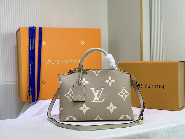 Louis Vuitton Petit Palais Handbag Code: M58914