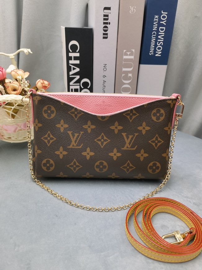 Louis Vuitton Palls Cluth Handbag Code: M41638