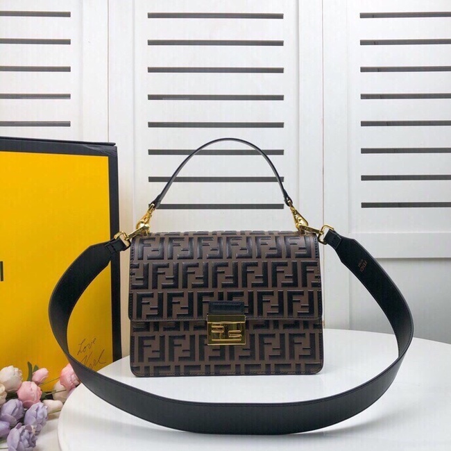 Fendi New Fendi Kan L Code:9235