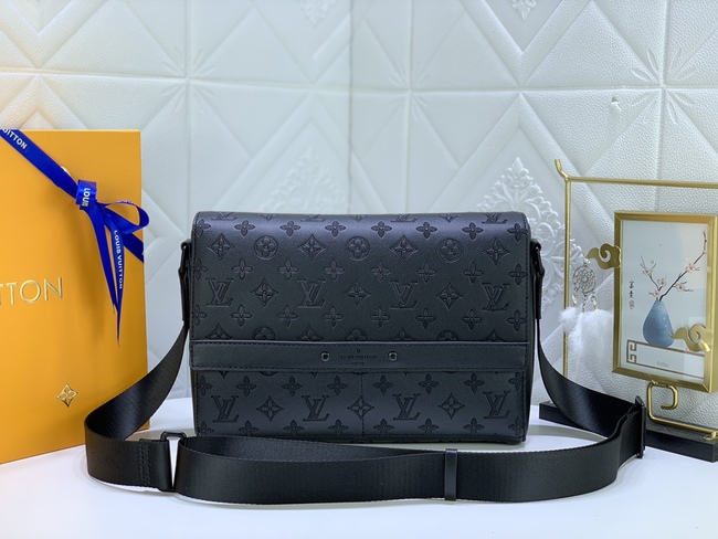 Louis Vuitton Sprinter Messenger Bag Code: M44729