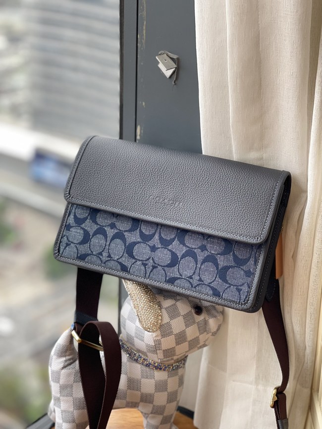 Coach Cowhide Crossbody Bag Code: C8185