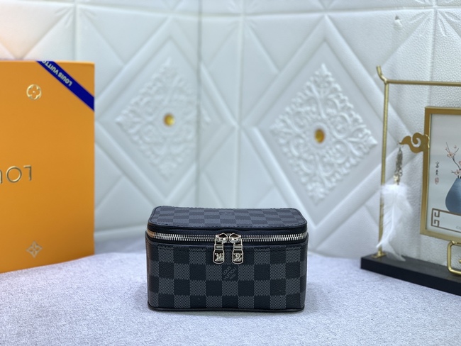 Louis Vuitton Monogram Clutch Bag Code: M43690/M43689/M43688