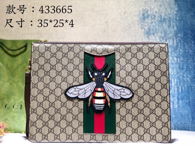 Gucci Pvc Clutch Bag Code:433665