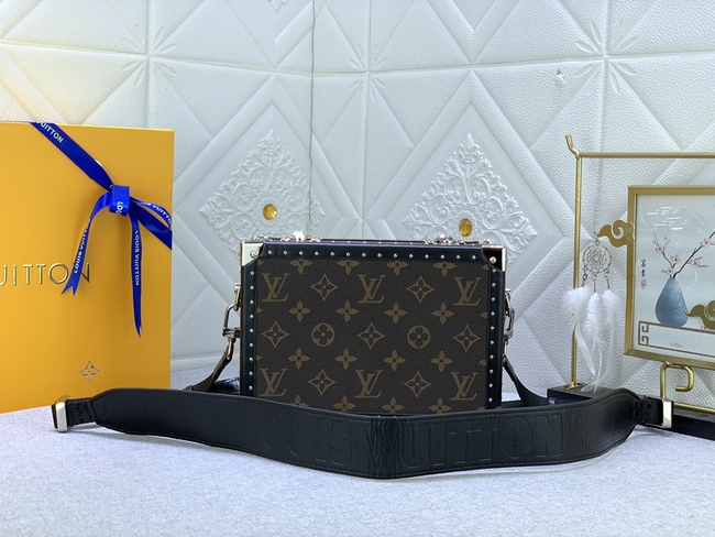 Louis Vuitton All Steel Hardware Crossbody Bag Code: M20101