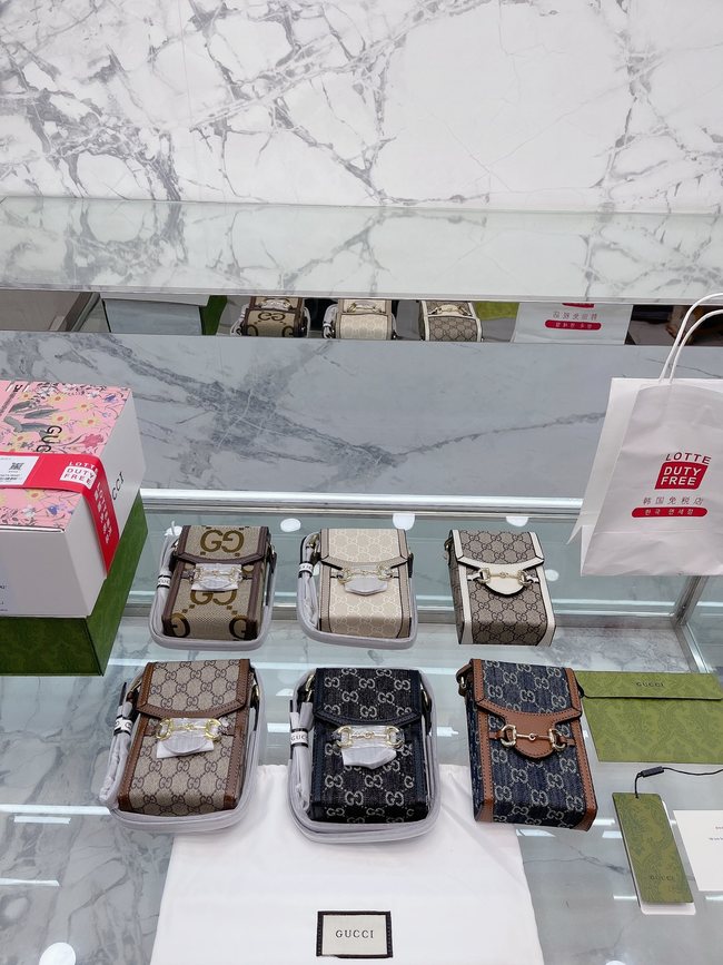 Gucci Supreme Crossbody Bag