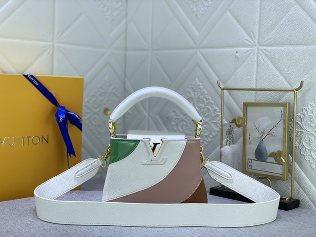 Louis Vuitton Capucines Bb Bag Code: /M59863/M59864