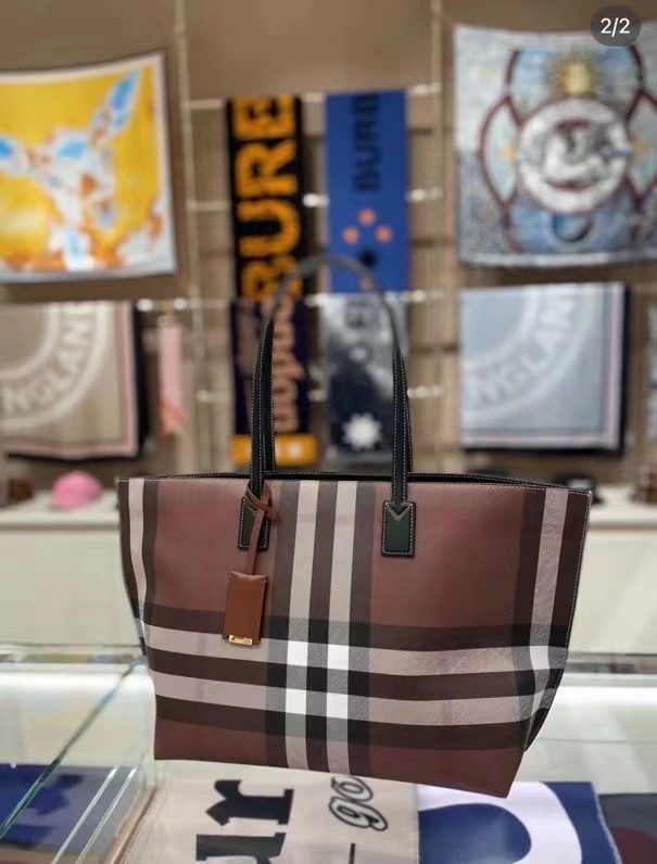 Burberry Thomas Burberry Shopping Bag