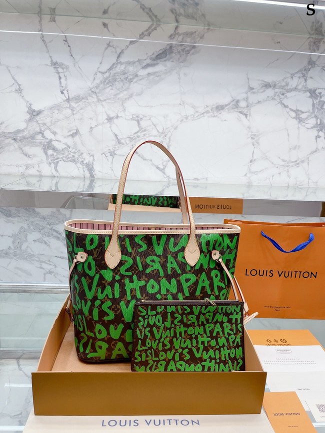 Louis Vuitton Neverfull Shopping Bag