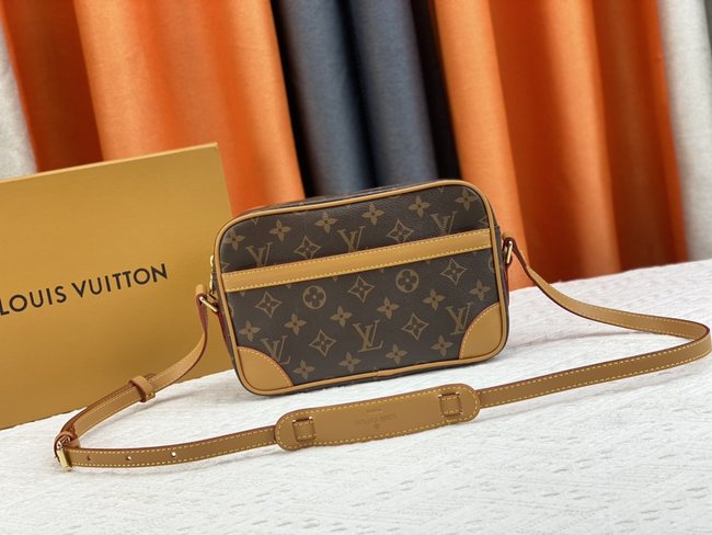 Louis Vuitton Unisex Vintage Crossbody Bag Code: M51276