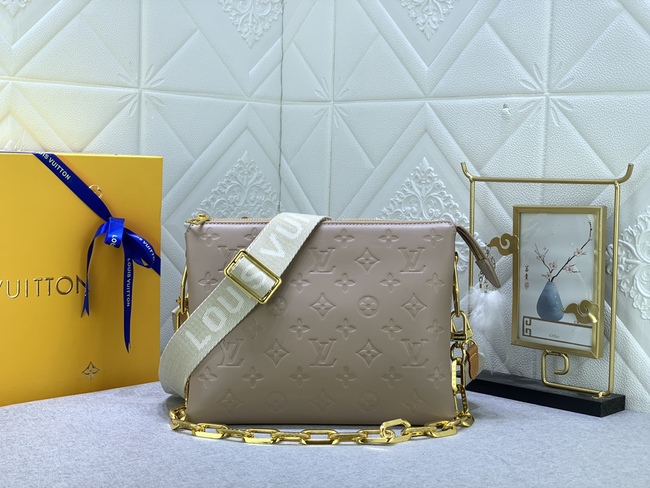 Louis Vuitton Coussin Small Bag Code: M57790/黑色/M57792大红/M57793白色/M57936/绿色/M57913/银色m58699浅蓝m59278金色m57791土黄/M59276玫瑰粉m59275枣红/M59277焦糖
