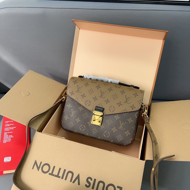 Louis Vuitton Pochette Metis Messenger Bag