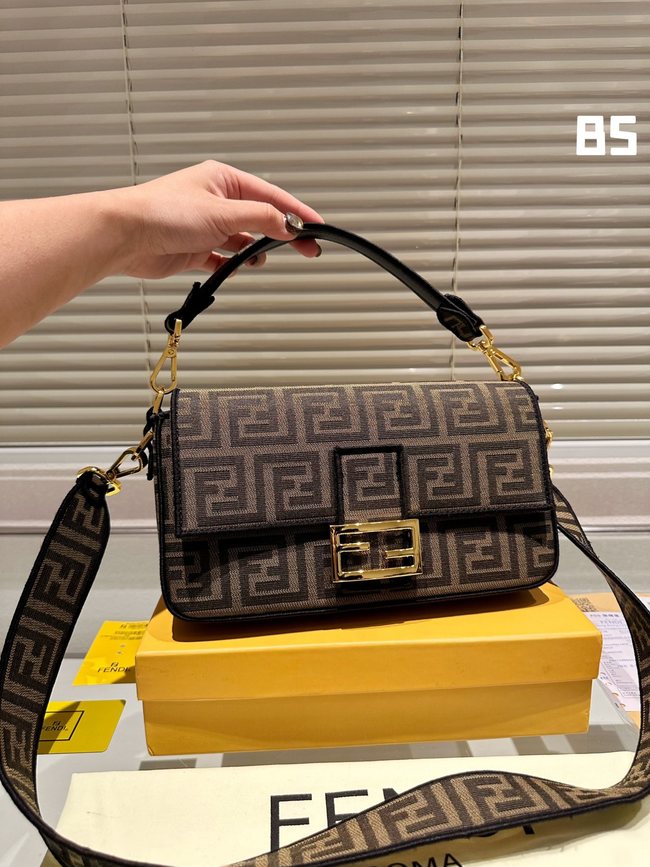 Fendi Versatile Baguette Bag