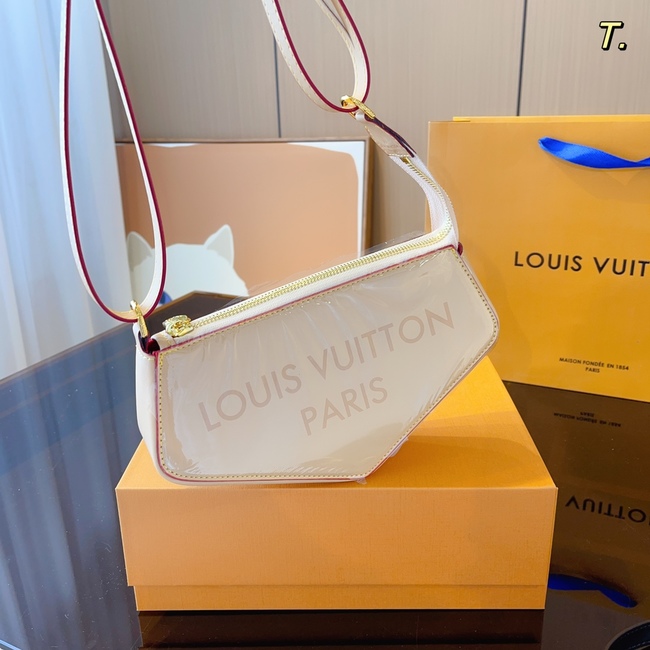 Louis Vuitton New Triangle Bag