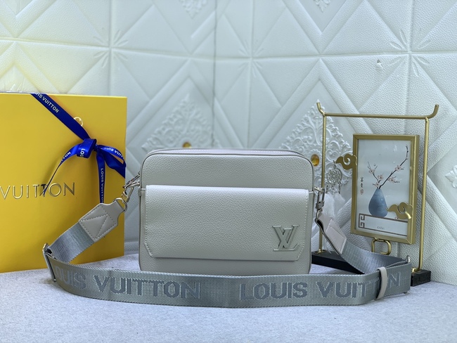 Louis Vuitton Fastline Messenger Bag Code: M22482