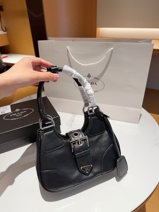 Prada Women S Re-Edition Hobo Moon Bag