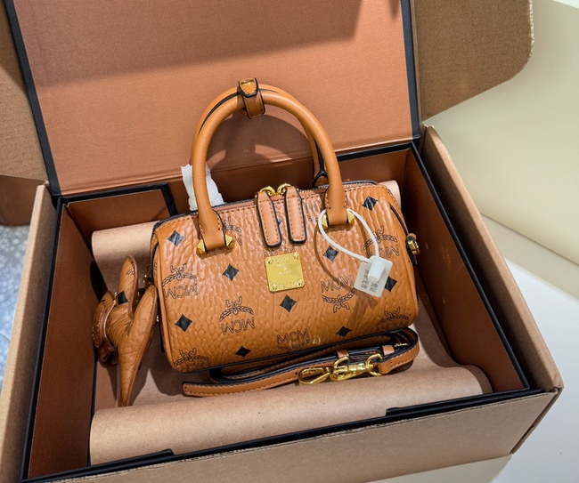 Modern Creation München (Mcm) 23 Years New Handbag