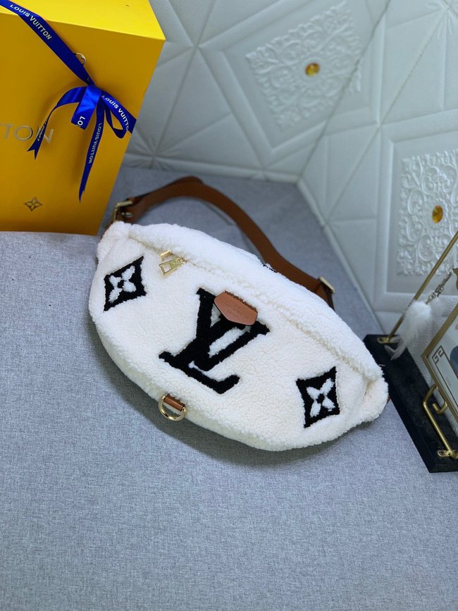 Louis Vuitton Wool Belt Bag Code: M55425 M43644