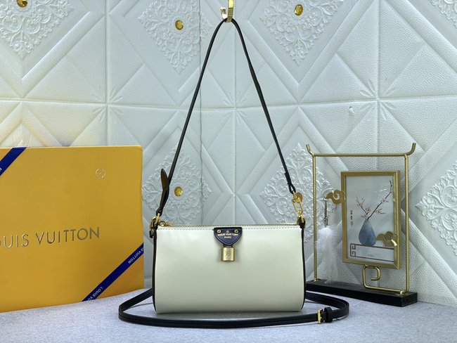 Louis Vuitton Lock Armpit Bag Code: M47123