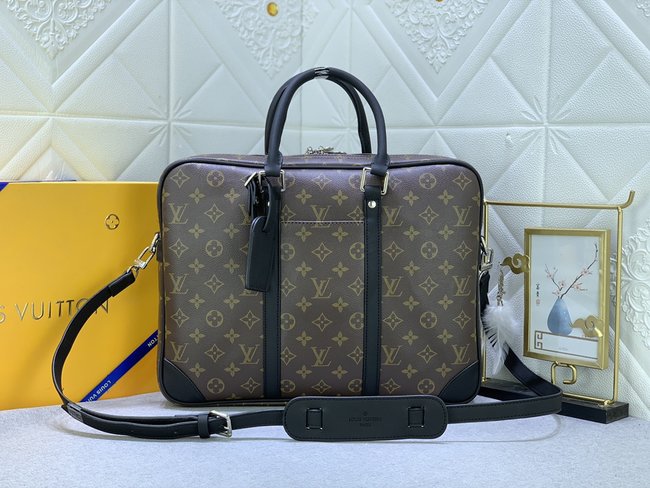 Louis Vuitton Voyage Small Briefcase Code: M46457-40445-40444
