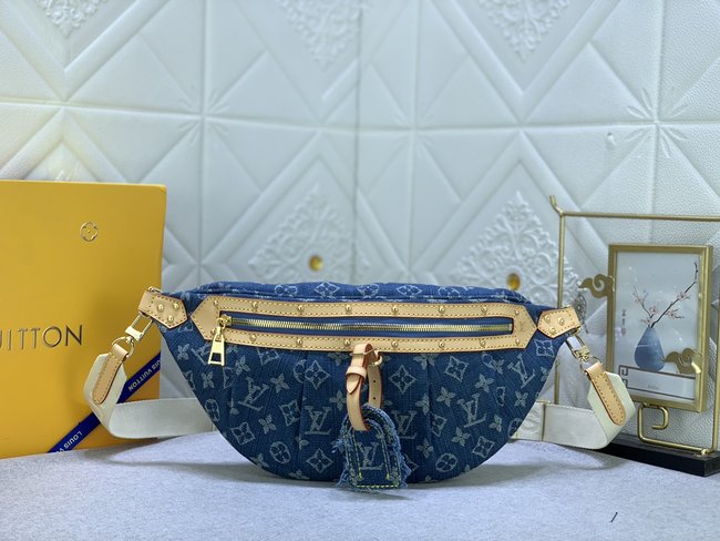 Louis Vuitton Denim Bag Code: M46837