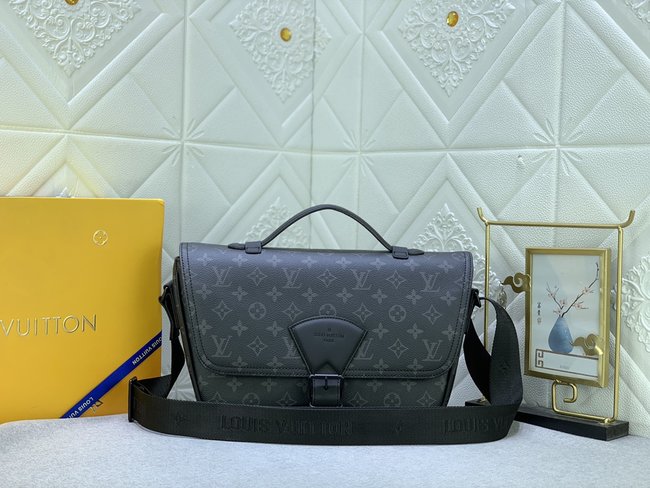 Louis Vuitton Montsouris Messenger Bag Code: M46685