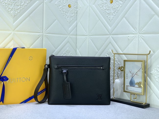 Louis Vuitton Ipad Clutch Code: M40504