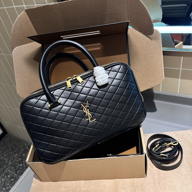 Yves Saint Laurent Handbag 