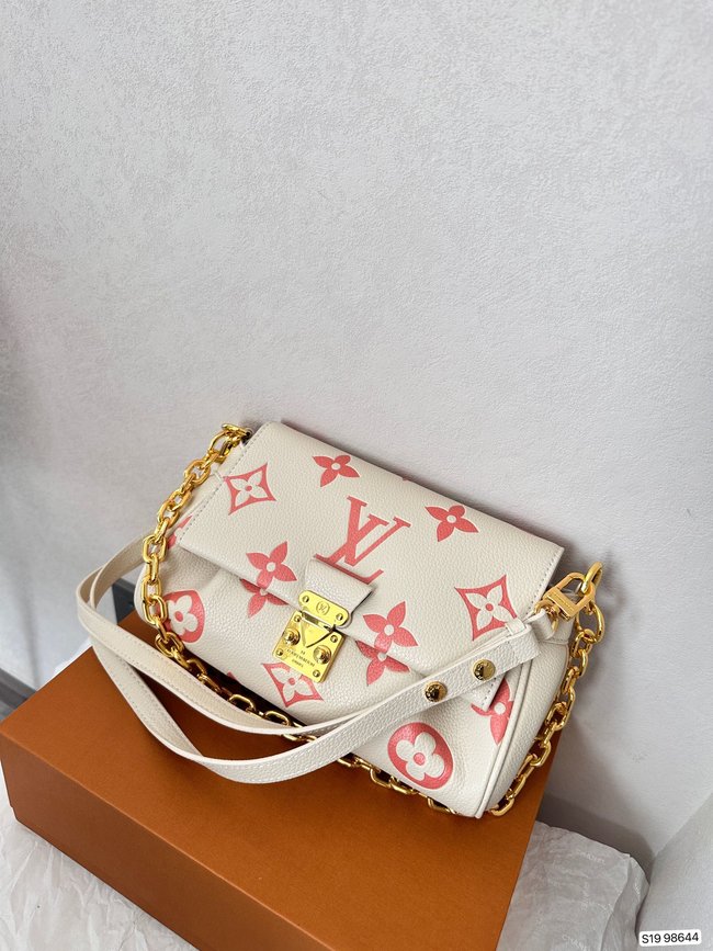 Louis Vuitton Chain Bag Code: 98644