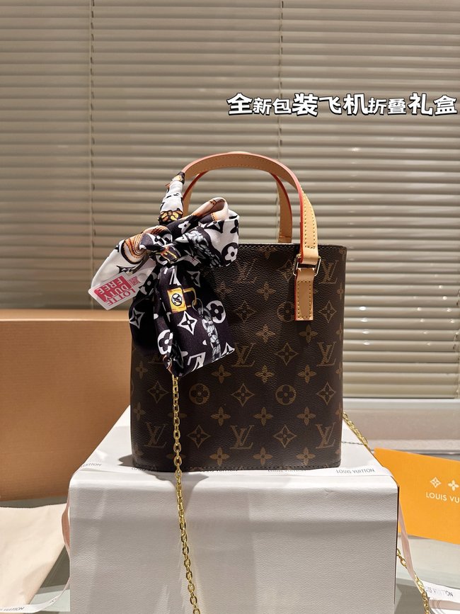 Louis Vuitton Retiro Handbag 