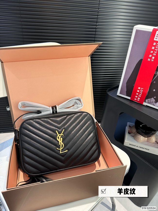 Yves Saint Laurent Fashion Crossbody Bag Code: 520534